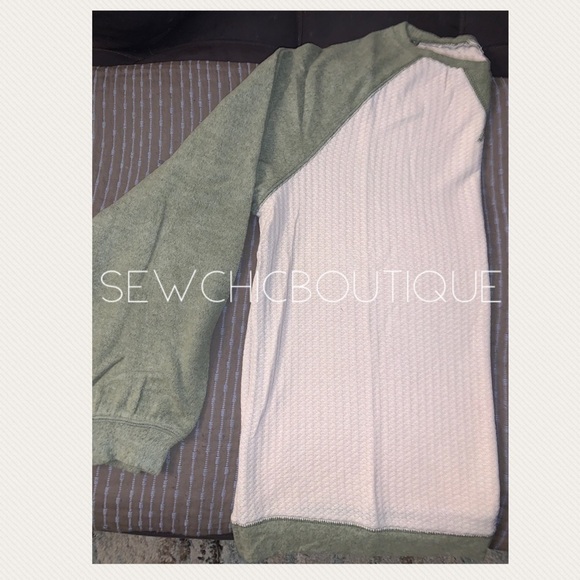 Long Sleeve Kiwi Color Block Thermal - Picture 7 of 8